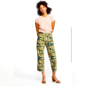 Free People Remy Camo Cropped Pants Size 29 NWT